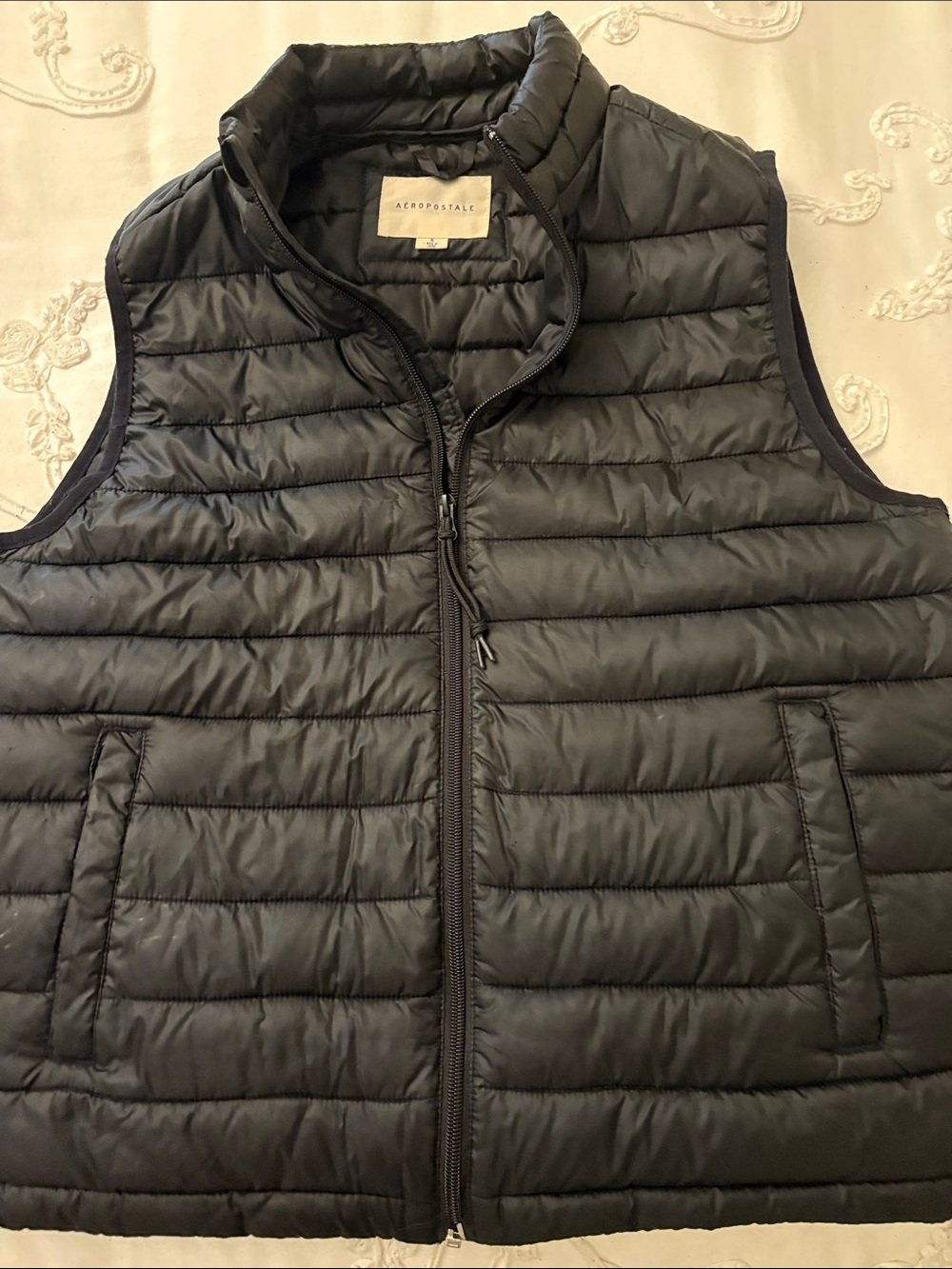 Aeropostale Men's Black Quilted Puffer Vest with Zip Front